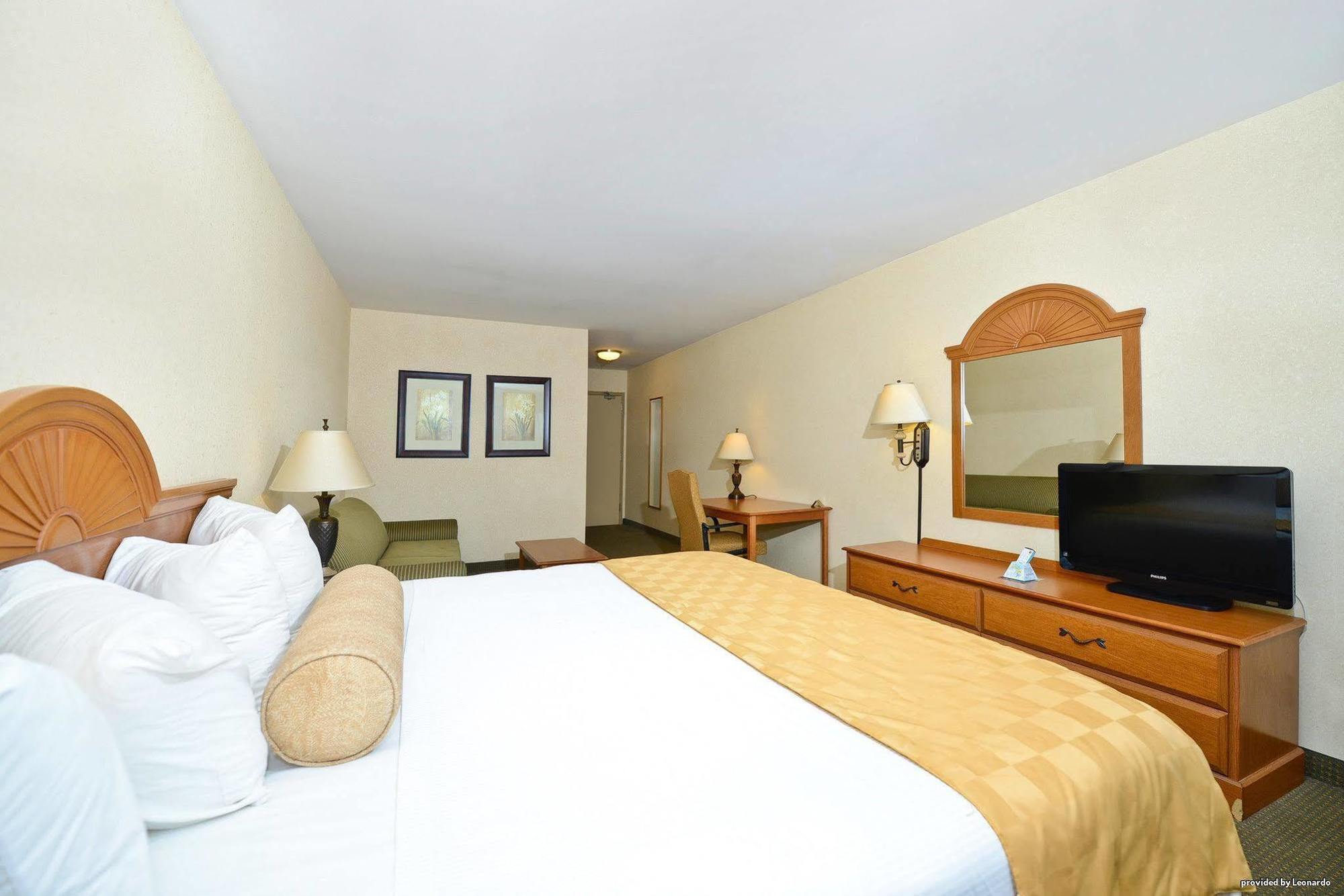 Best Western Of Long Beach Kültér fotó